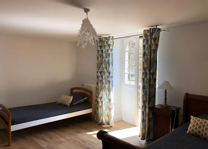 Дом отдыха Louhmari Сарла-ла-Канеда