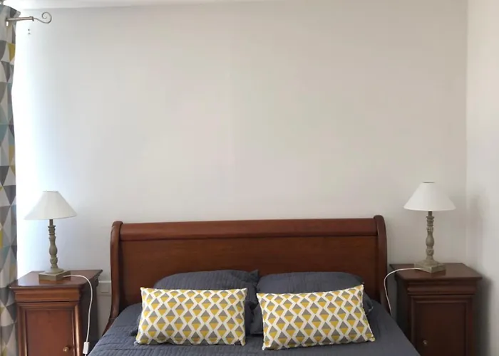 Дом отдыха Louhmari Сарла-ла-Канеда